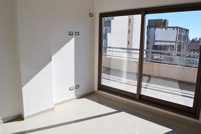 Piso exclusivo Un dormitorio - A estrenar - Con balcón aterrazado - Entrega inmediata - Italia 179