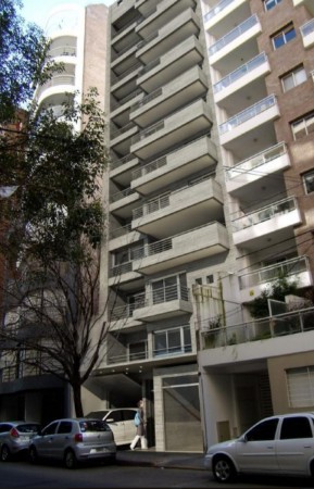 VENTA DEPARTAMENTO Un dormitorio zona rio. A estrenar. Importante balcon aterrazado a la calle . Posibilidad cochera y baulera. Amenities. Entrega inmediata. Guemes 1900