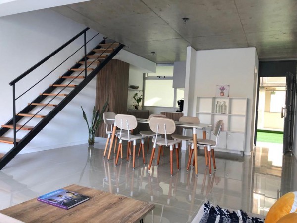 Venta departamento impecable DUPLEX UN DORMITORIO en FISHERTON. AMENITIES 