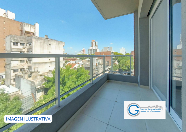 SEMIPISO 2 DORMITORIOS - Patio, balcon frente al parque Independencia - Av. Pellegrini 2600
