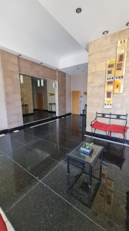 Alquiler Departamento premium. Dos dormitorios. Cochera. Amenities. España y Pellegrini