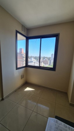 Alquiler Departamento premium. Dos dormitorios. Cochera. Amenities. España y Pellegrini
