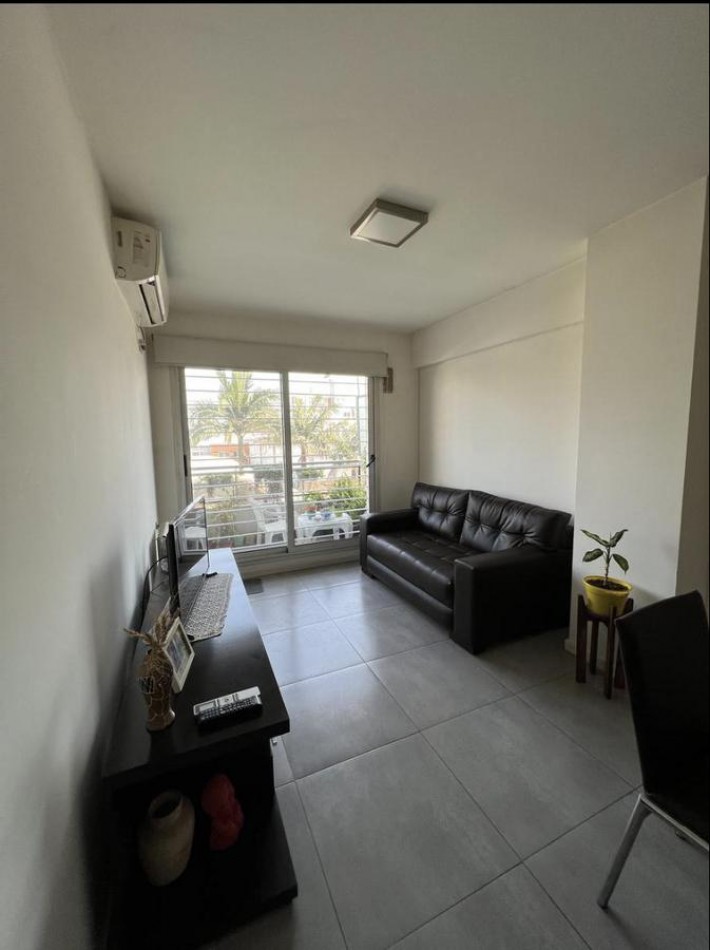 VENTA DEPARTAMENTO DOS DORMITORIOS TIPO DULPEX  balcon  - Amenities - Cochera. Av. Pellegrini 500