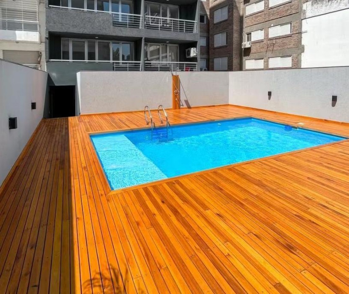 VENTA DEPARTAMENTO Un dormitorio zona rio. A estrenar. Importante balcon aterrazado a la calle . Posibilidad cochera y baulera. Amenities. Entrega inmediata. Guemes 1900