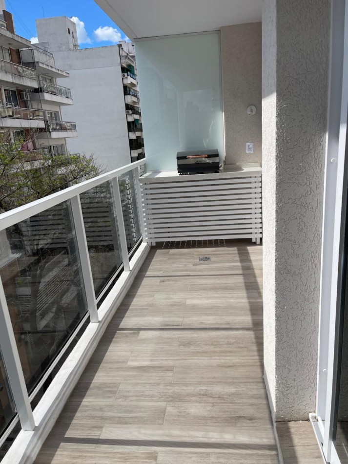 VENTA DEPARTAMENTO SEMIPISO DOS DORMITORIOS - Balcon o Patio - SUM, parrillero, solarium - FINANCIACION - Balcarce 1300. 