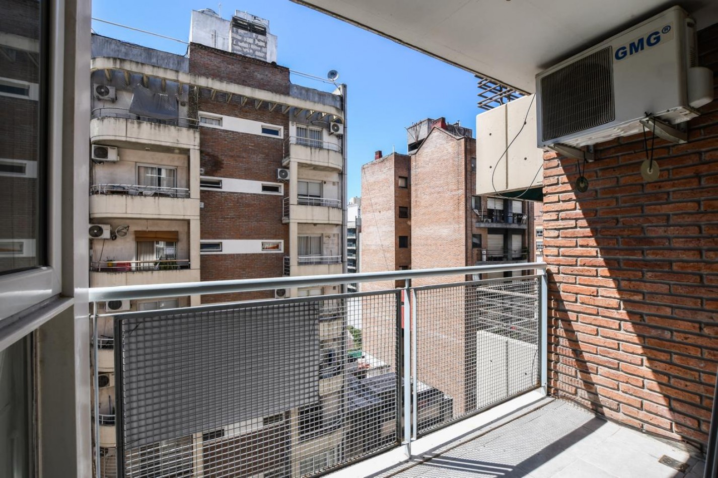 OPORTUNIDAD. VENTA DOS DORMITORIOS. COCHERA. ZONA RIO