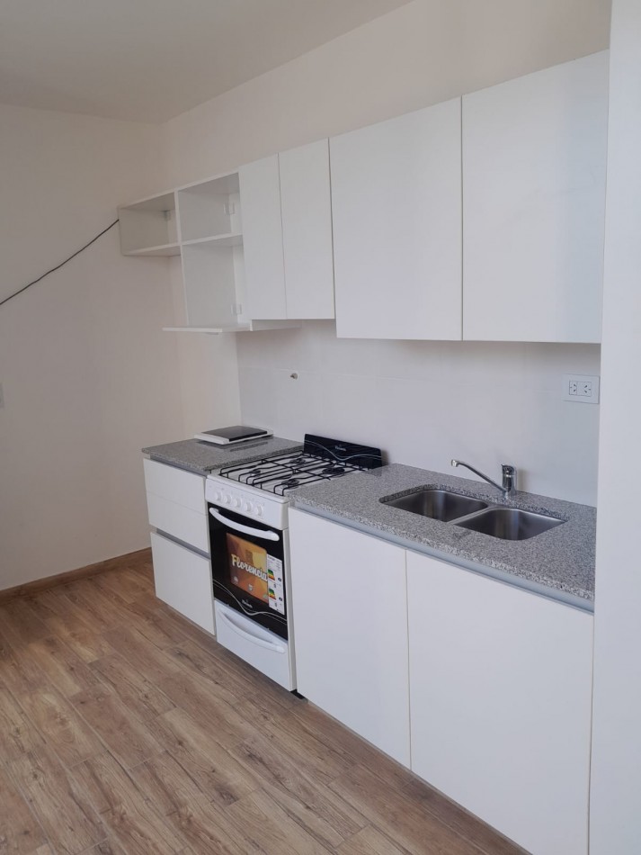 VENTA DEPARTAMENTO PASILLO Duplex dos dormitorios A ESTRENAR -  Patio - BARRIO BELGRANO. Permutas APTO CREDITO