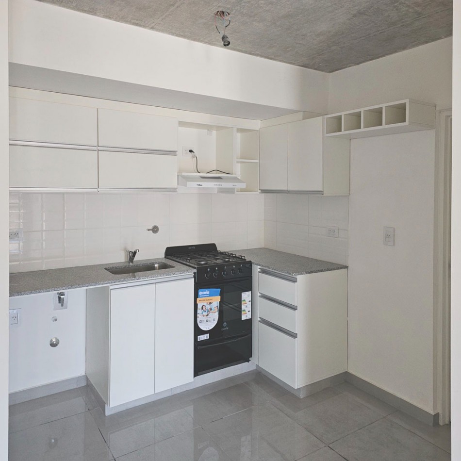 EN VENTA DEPARTAMENTO 1 DORMITORIO A ESTRENAR BARRIO MARTIN. Alem 1400