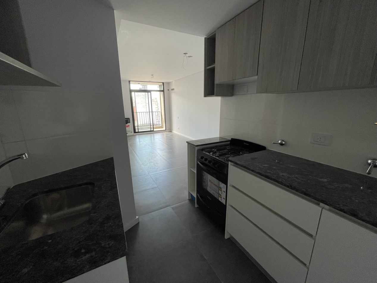 VENTA MONOAMBIENTE CON ENTREGA INMEDIATA Balcon - Amenities - FINANCIACION - San Juan al 1100