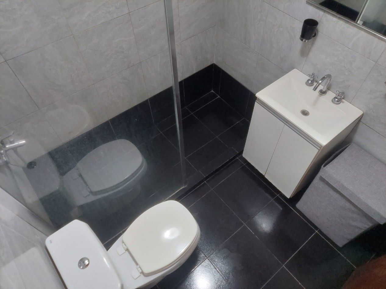 Impecable casa en alquiler permanente en Funes. Pte Peron y Velez Sarsfield