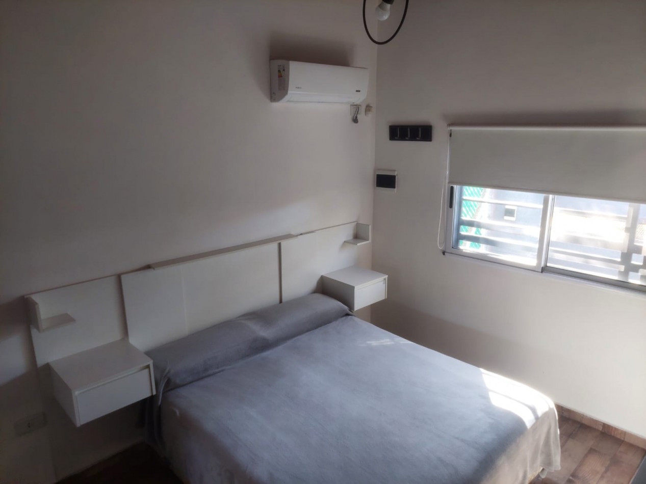 Impecable casa en alquiler permanente en Funes. Pte Peron y Velez Sarsfield