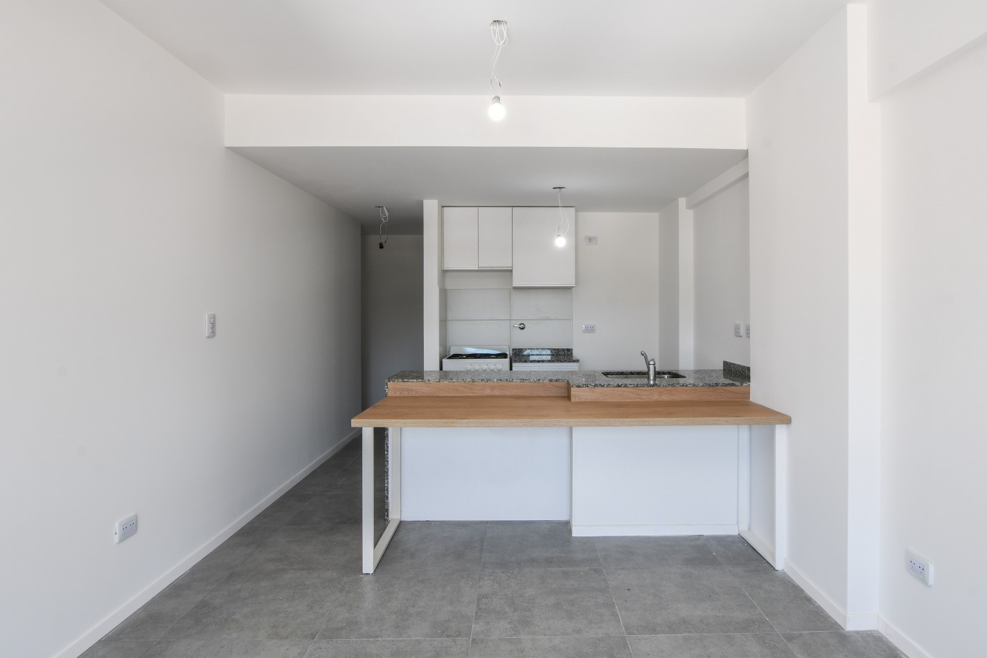 VENTA Oportunidad MONOAMBIENTE CON PATIO - Terraza con quincho y parrillero - FINANCIACION - PROXIMA ENTREGA