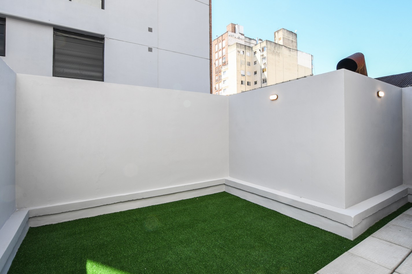 VENTA Oportunidad MONOAMBIENTE CON PATIO - Terraza con quincho y parrillero - FINANCIACION - PROXIMA ENTREGA
