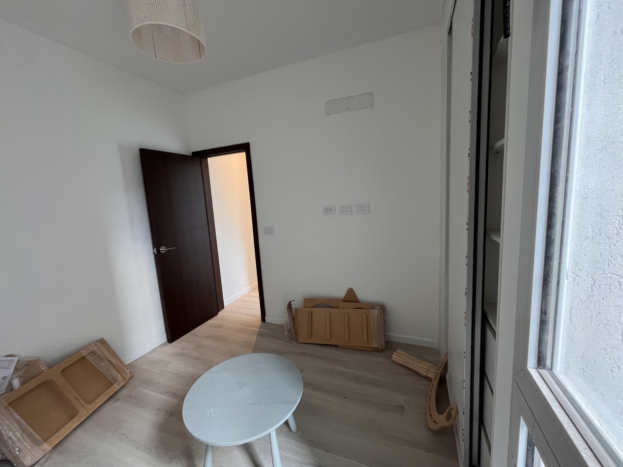 VENTA CASA PASILLO reciclada a NUEVA, 3 DORMITORIOS, PISCINA, QUINCHO, PARRILLERO - BALCARCE 1400