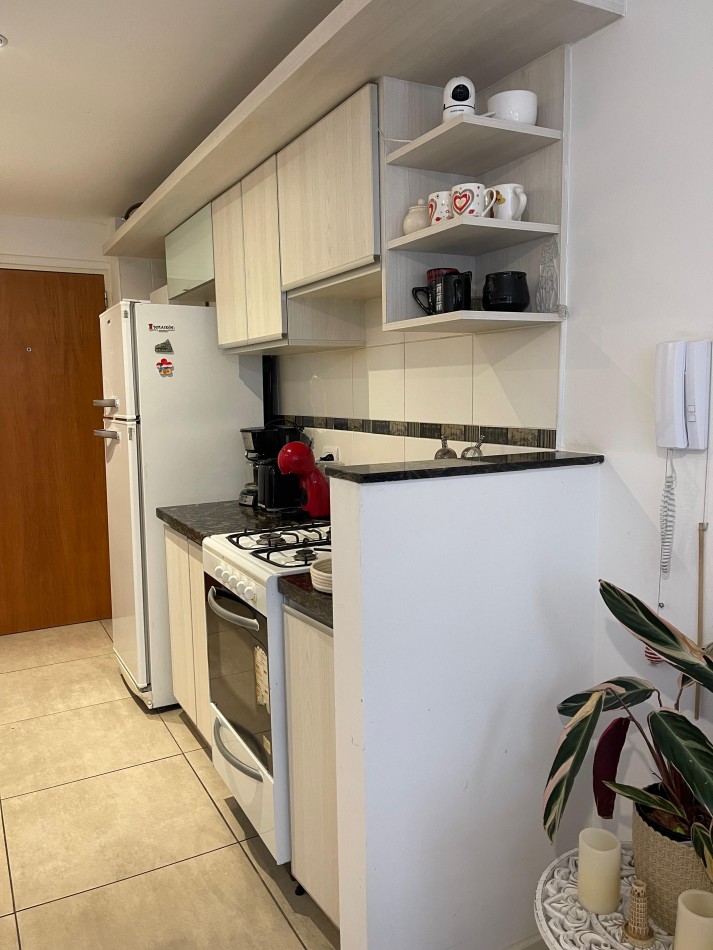 ALQUILER DUPLEX UN DORMITORIO CON PATIO. Amenities. Corrientes y Pellegrini