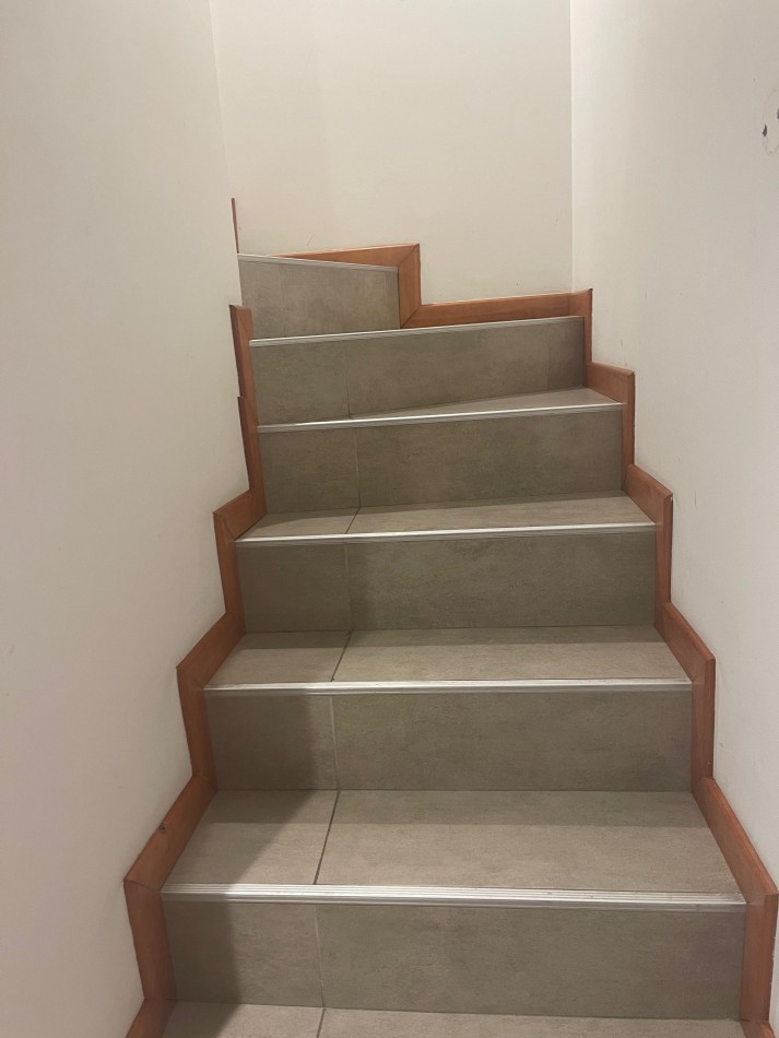 ALQUILER DUPLEX UN DORMITORIO CON PATIO. Amenities. Corrientes y Pellegrini
