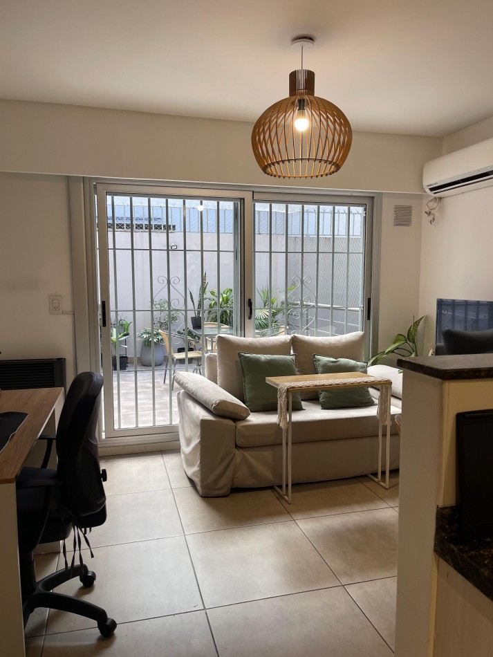 ALQUILER DUPLEX UN DORMITORIO CON PATIO. Amenities. Corrientes y Pellegrini