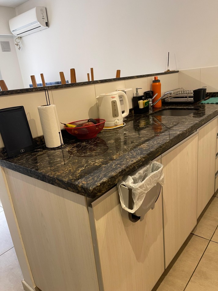 ALQUILER DUPLEX UN DORMITORIO CON PATIO. Amenities. Corrientes y Pellegrini