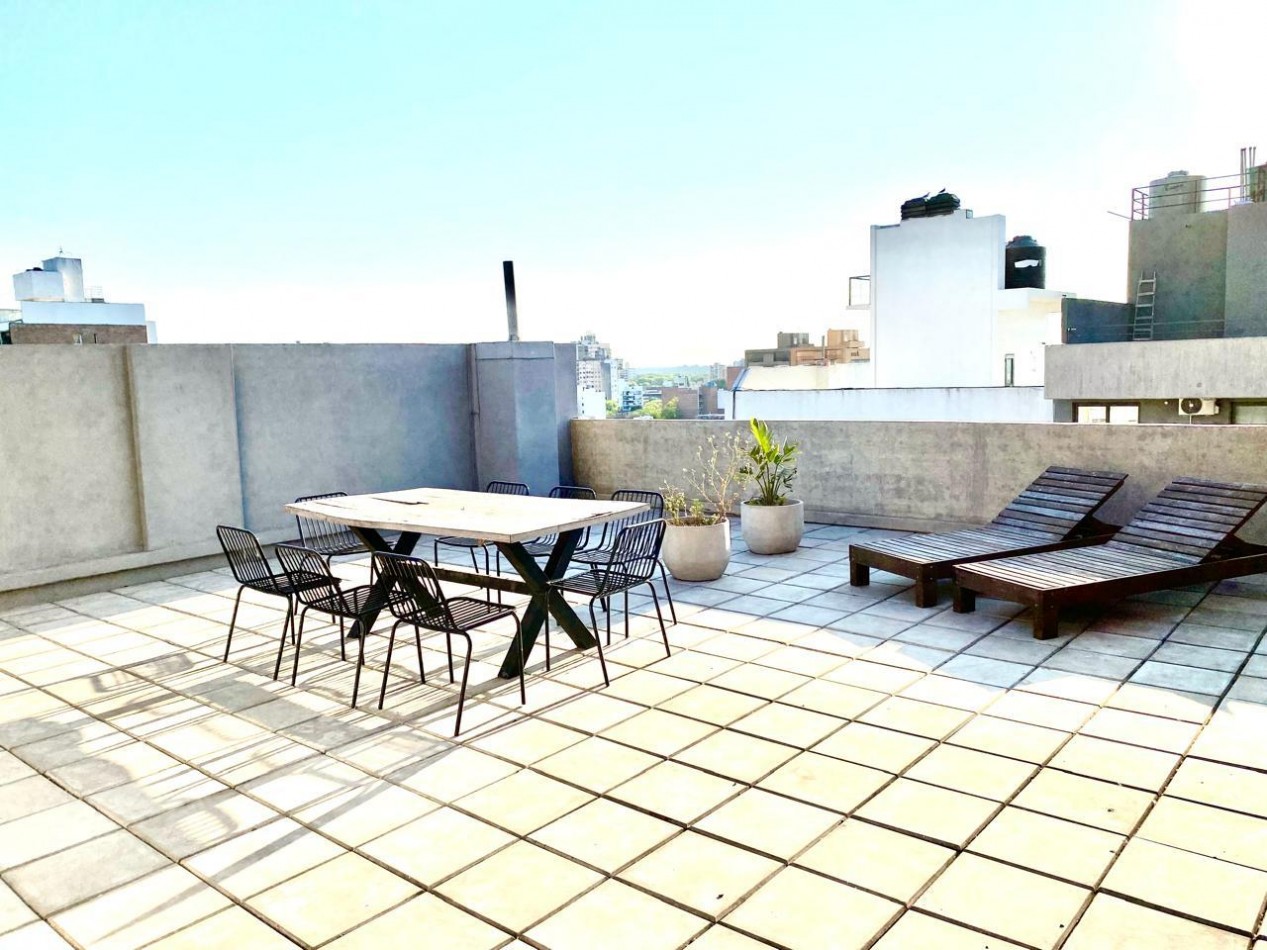 AMPLIO MONOAMBIENTE A ESTRENAR, BALCON AL FRENTE - TERRAZA - CAFFERATA AL 900