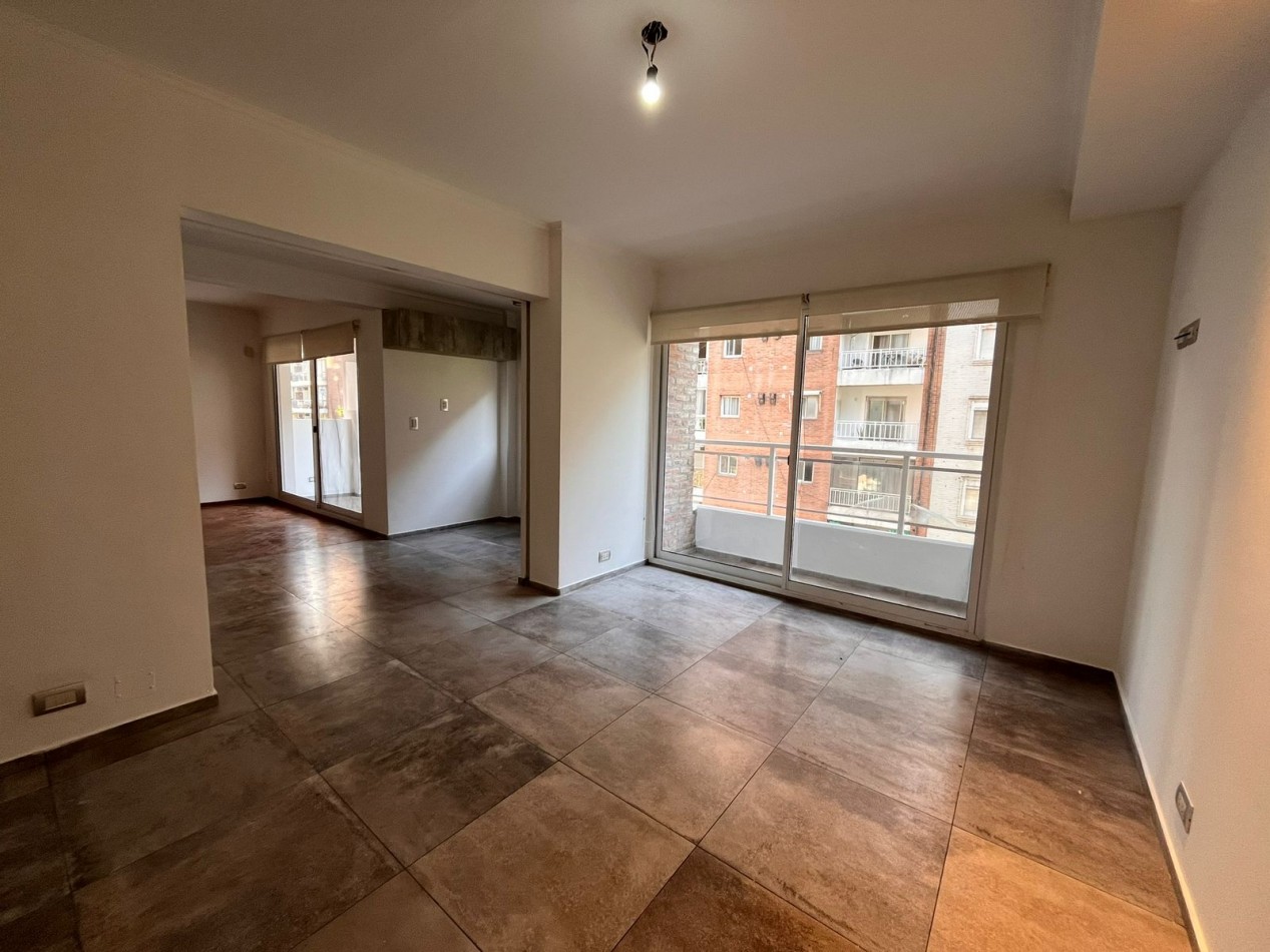 Piso exclusivo de 3 dormitorios con cochera en zona Rio - GUEMES 1972