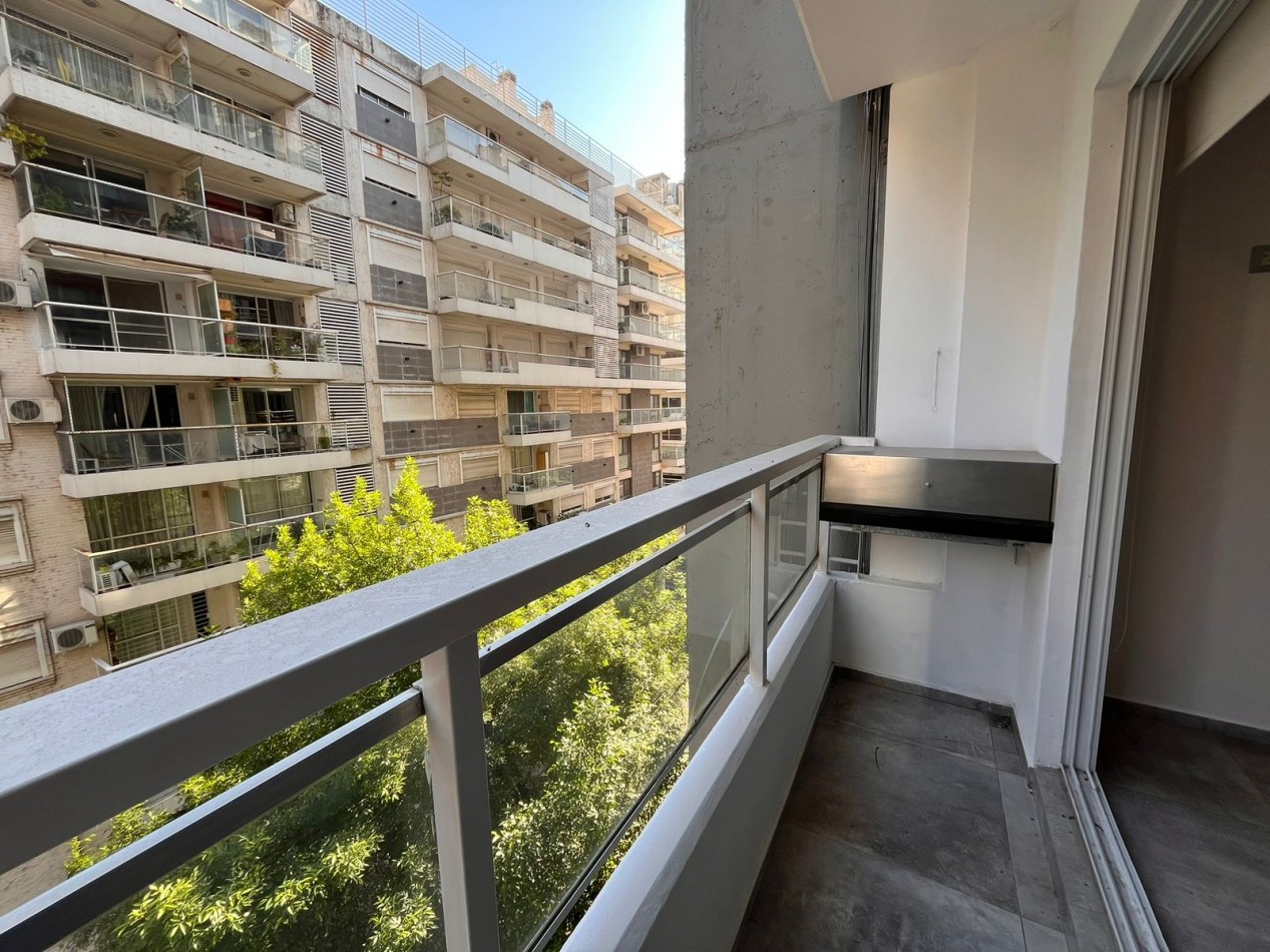 Piso exclusivo de 3 dormitorios con cochera en zona Rio - GUEMES 1972