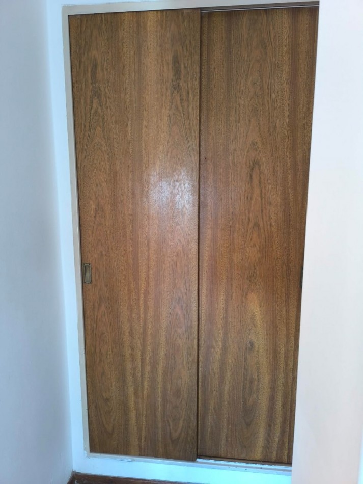 ALQUILER UN DORMITORIO CENTRICO. Maipu 1500