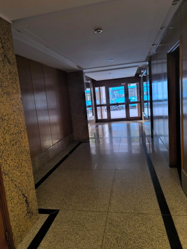 ALQUILER UN DORMITORIO CENTRICO. Maipu 1500