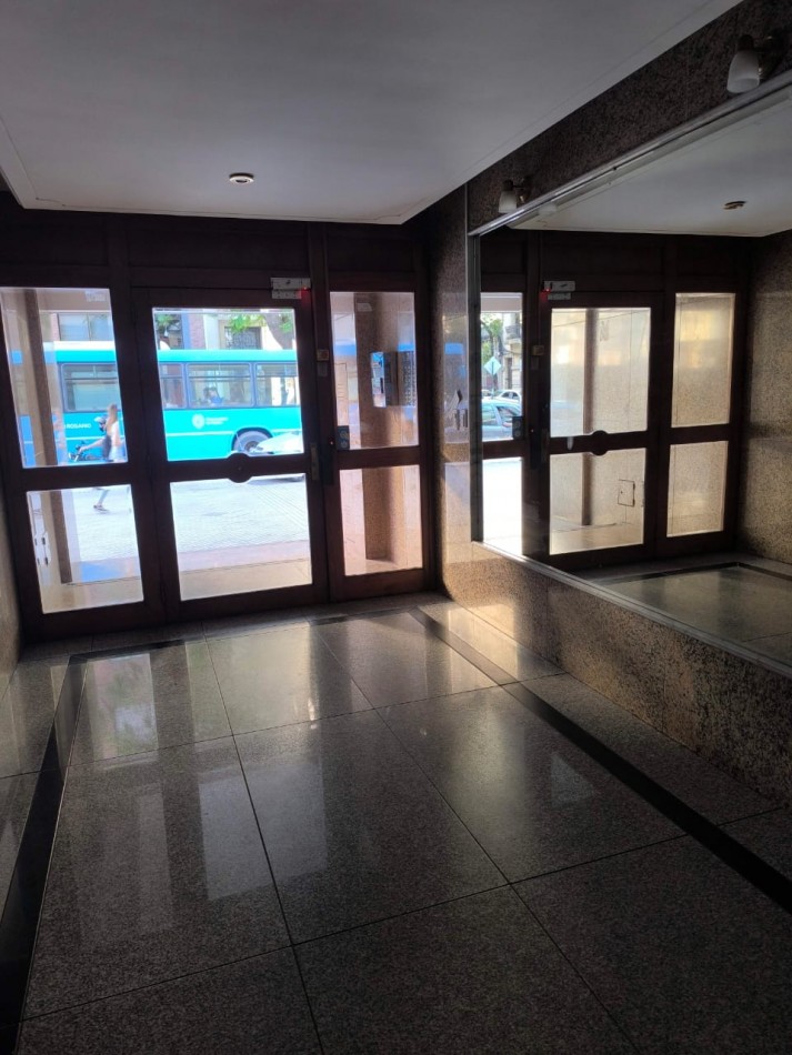 ALQUILER UN DORMITORIO CENTRICO. Maipu 1500