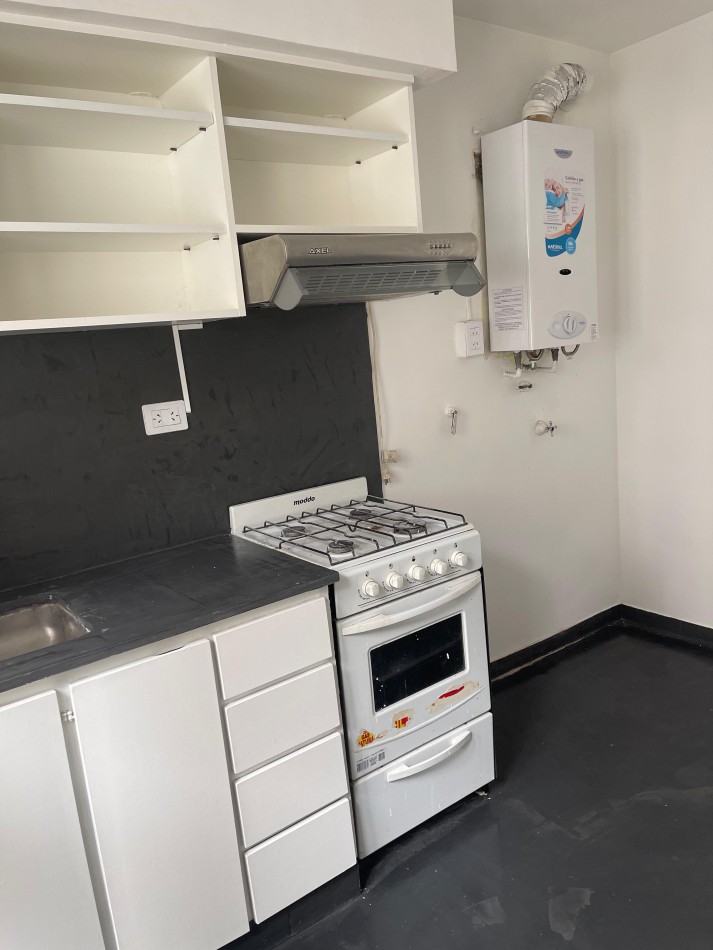 OPRTUNIDAD UNICA. DEPTO 2 DORMITORIOS. Catamarca 1500