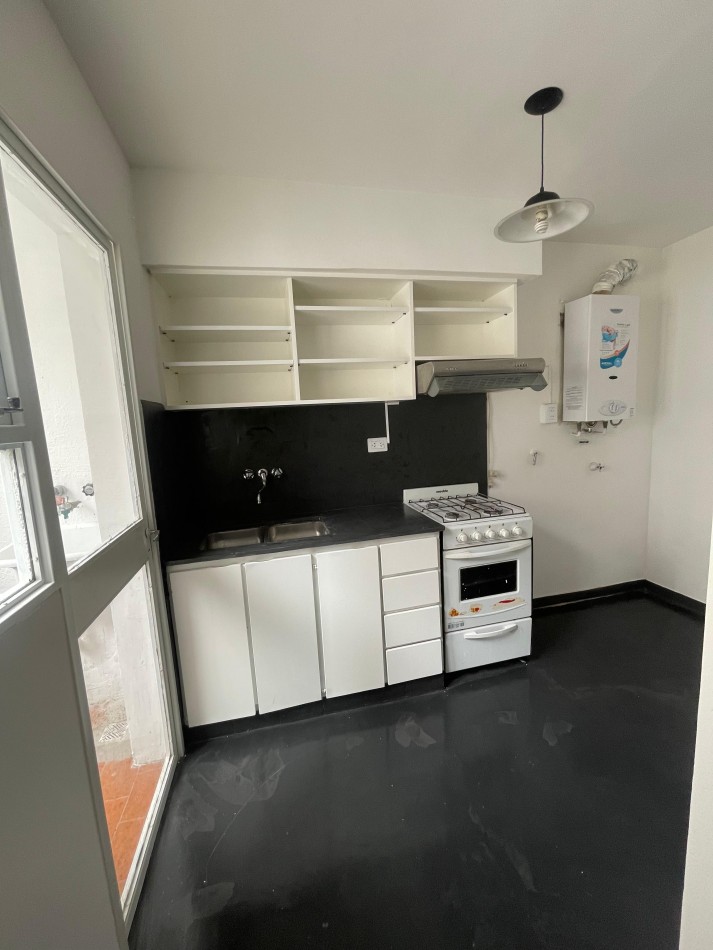 OPRTUNIDAD UNICA. DEPTO 2 DORMITORIOS. Catamarca 1500