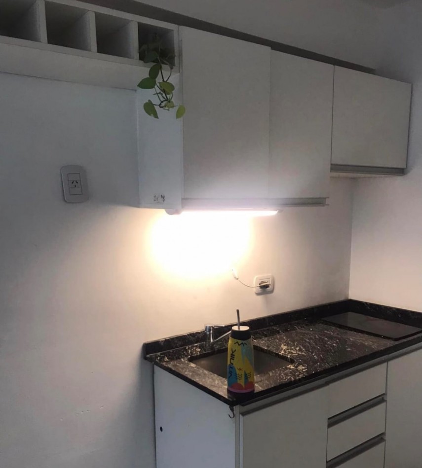 OPORTUNIDAD!. MONOAMBIENTE. Pte Roca 2700