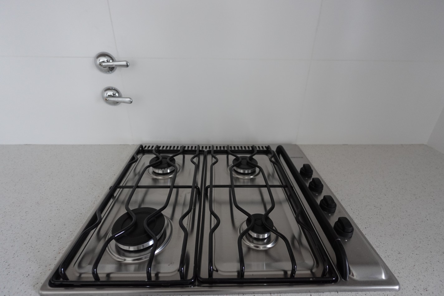 EN VENTA. Depto 2 dormitorios. EXCELENTE ZONA. Mendoza 2600