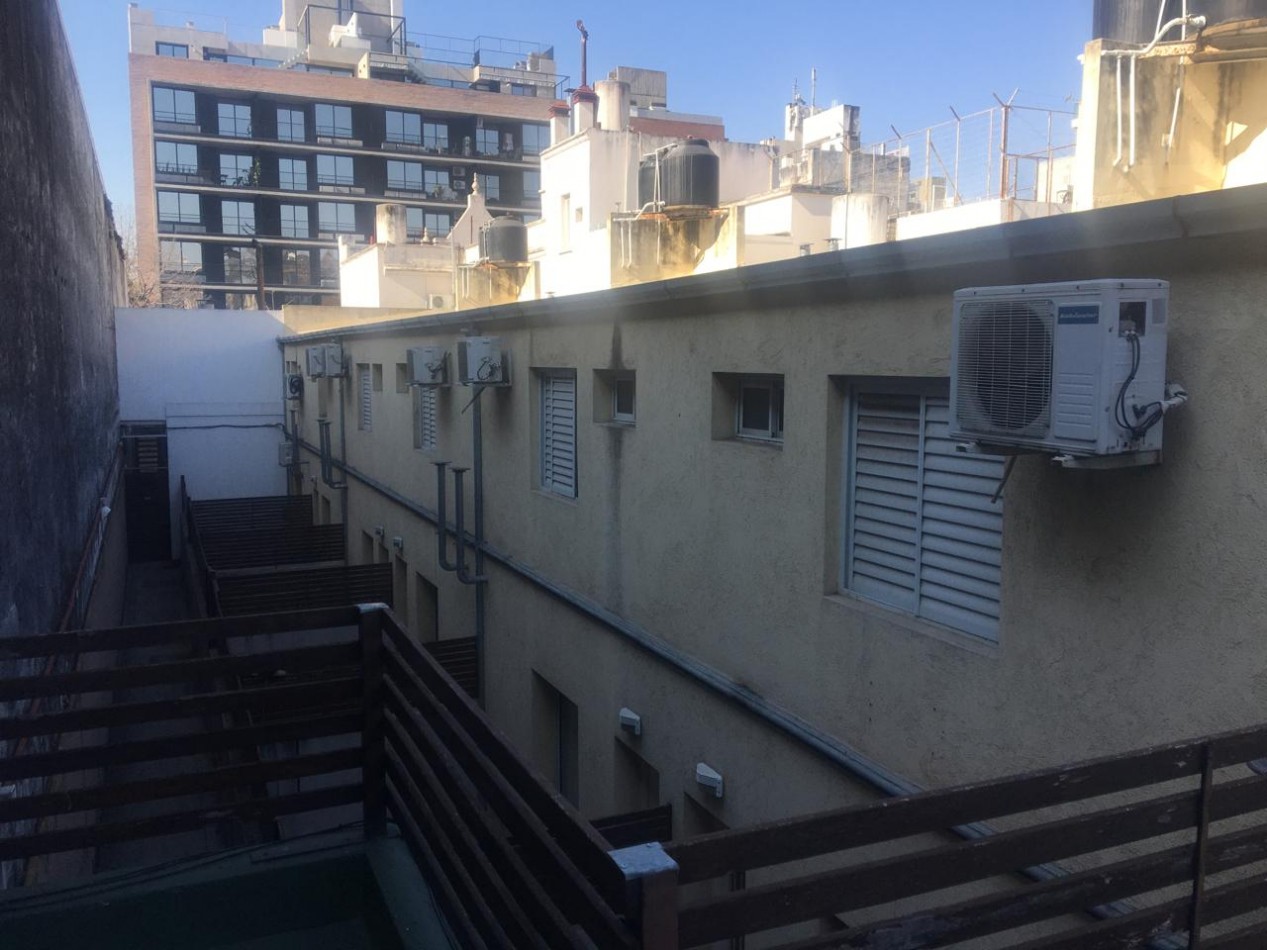 ¡EN ALQUILER! Depto de pasillo ¡AMUEBLADO!. en duplex. Pueyrredon 800