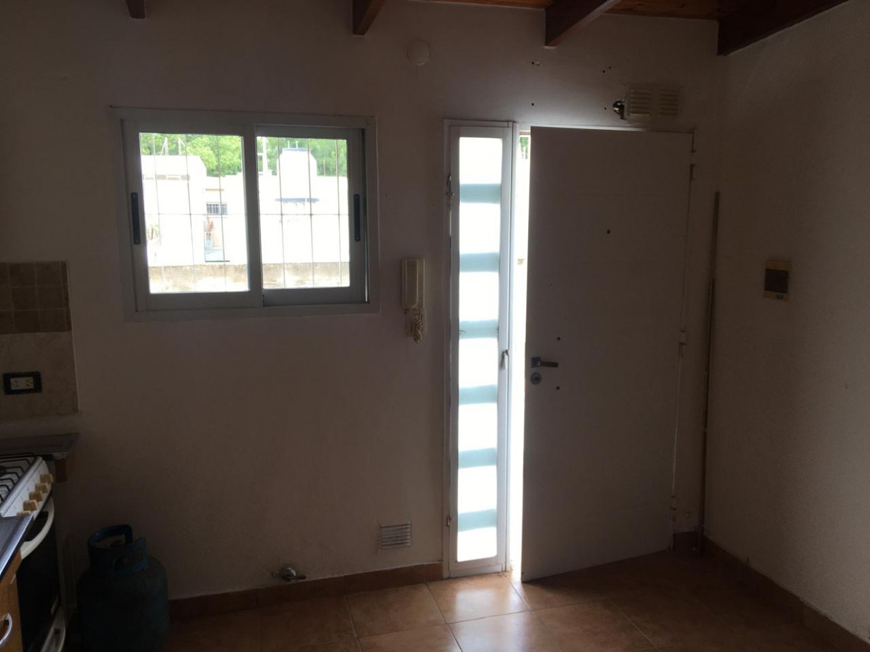 ¡VENTA CONJUNTA! 2 departamentos de pasillo a estrenar. Catamarca 3100