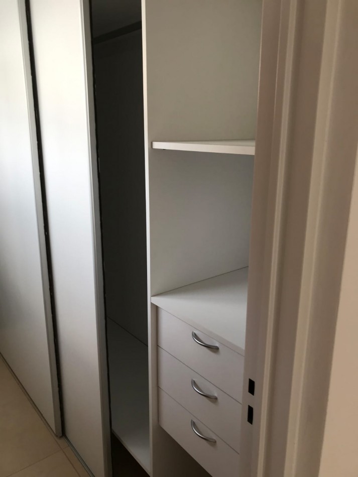 EN VENTA! Departamento 1 dormitorio en suite! Montevideo 2447