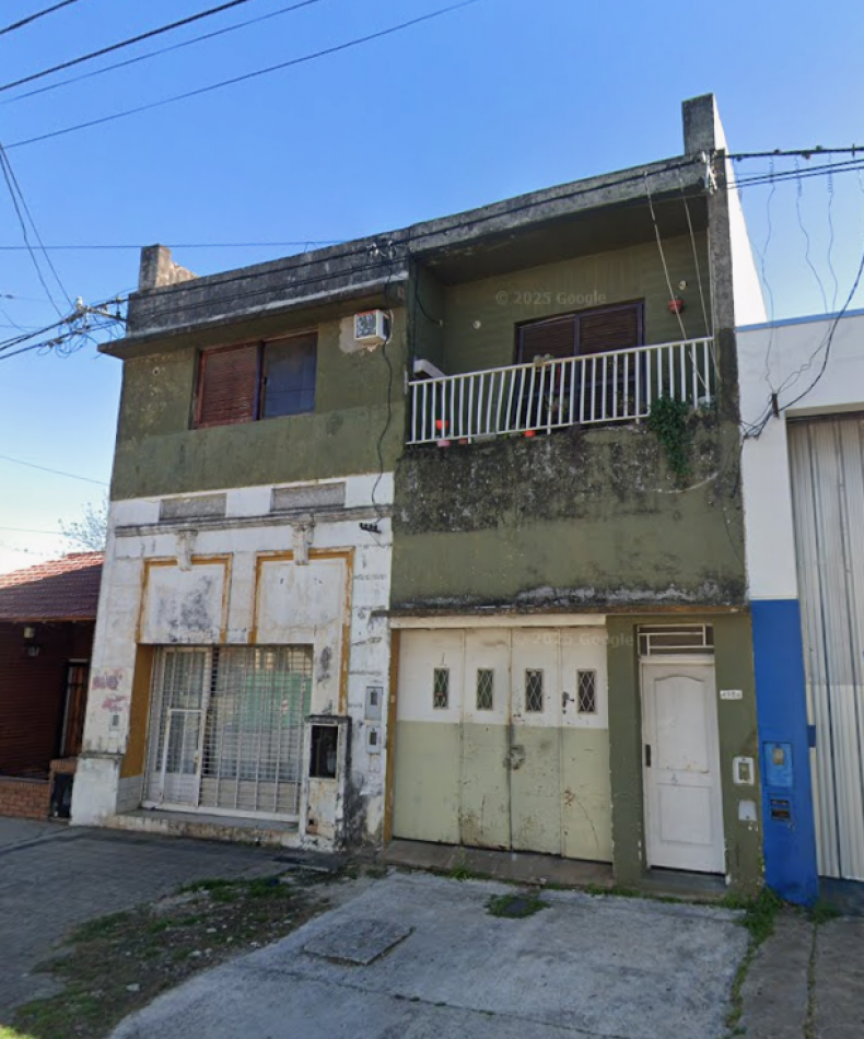 EN VENTA! Casa en plata alta. 2 dormitorios. San lorenzo 4700