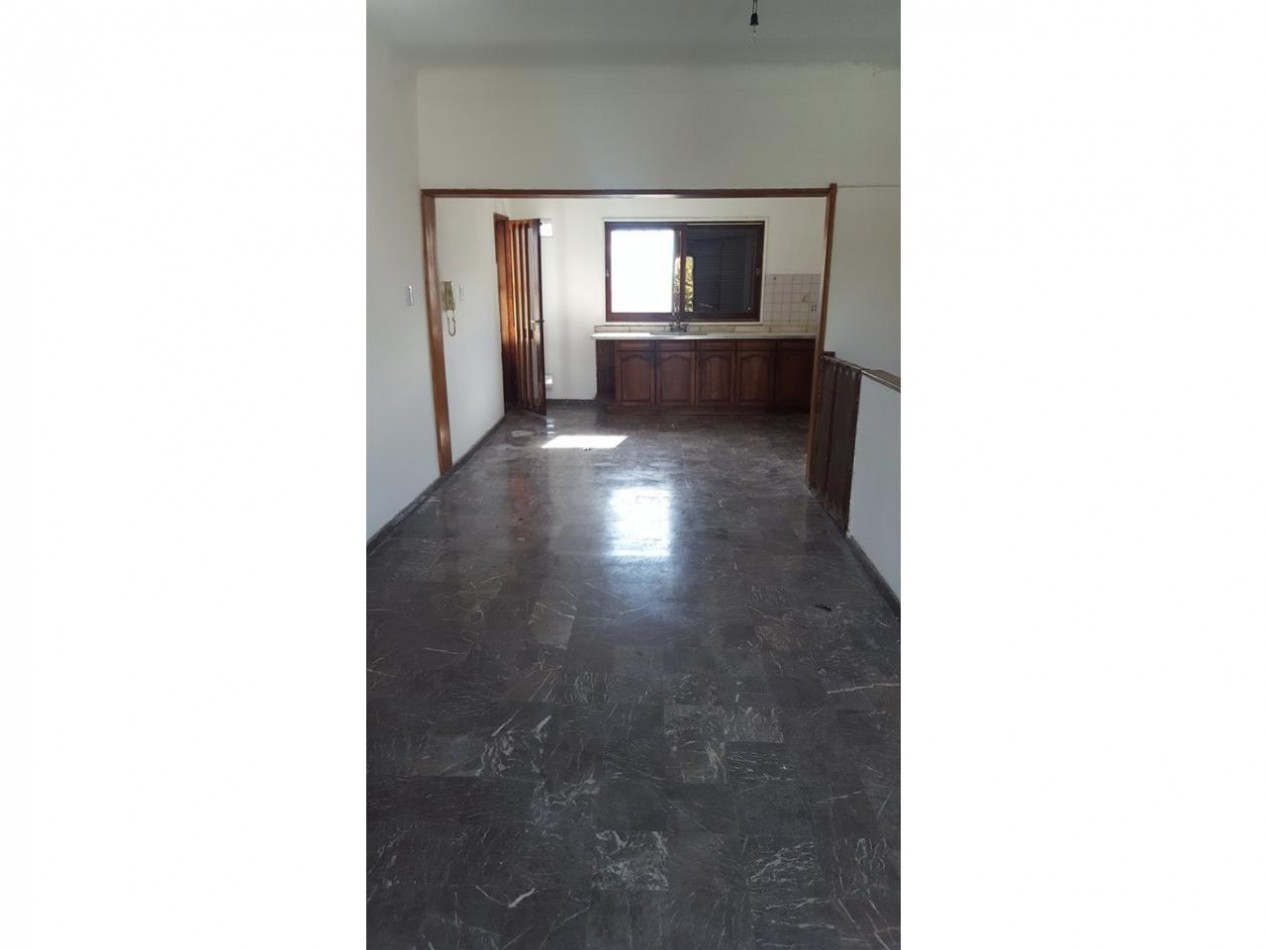 EN VENTA! Casa en plata alta. 2 dormitorios. San lorenzo 4700