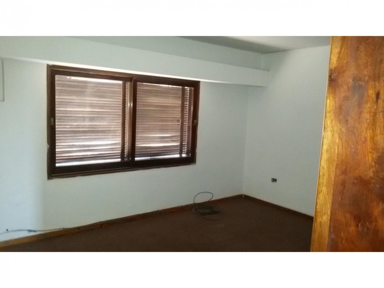 EN VENTA! Casa en plata alta. 2 dormitorios. San lorenzo 4700