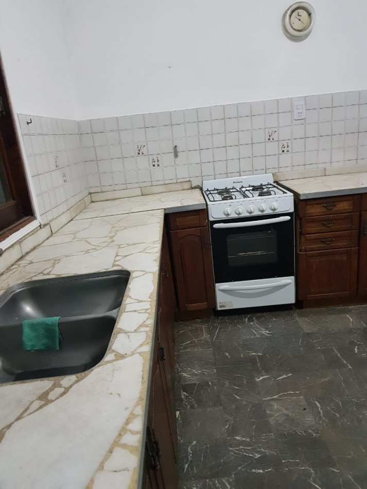 EN VENTA! Casa en plata alta. 2 dormitorios. San lorenzo 4700