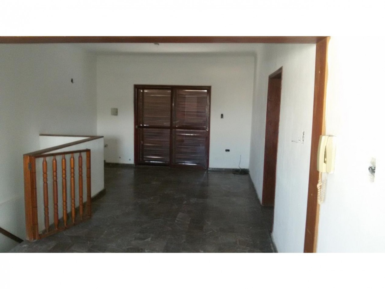 EN VENTA! Casa en plata alta. 2 dormitorios. San lorenzo 4700