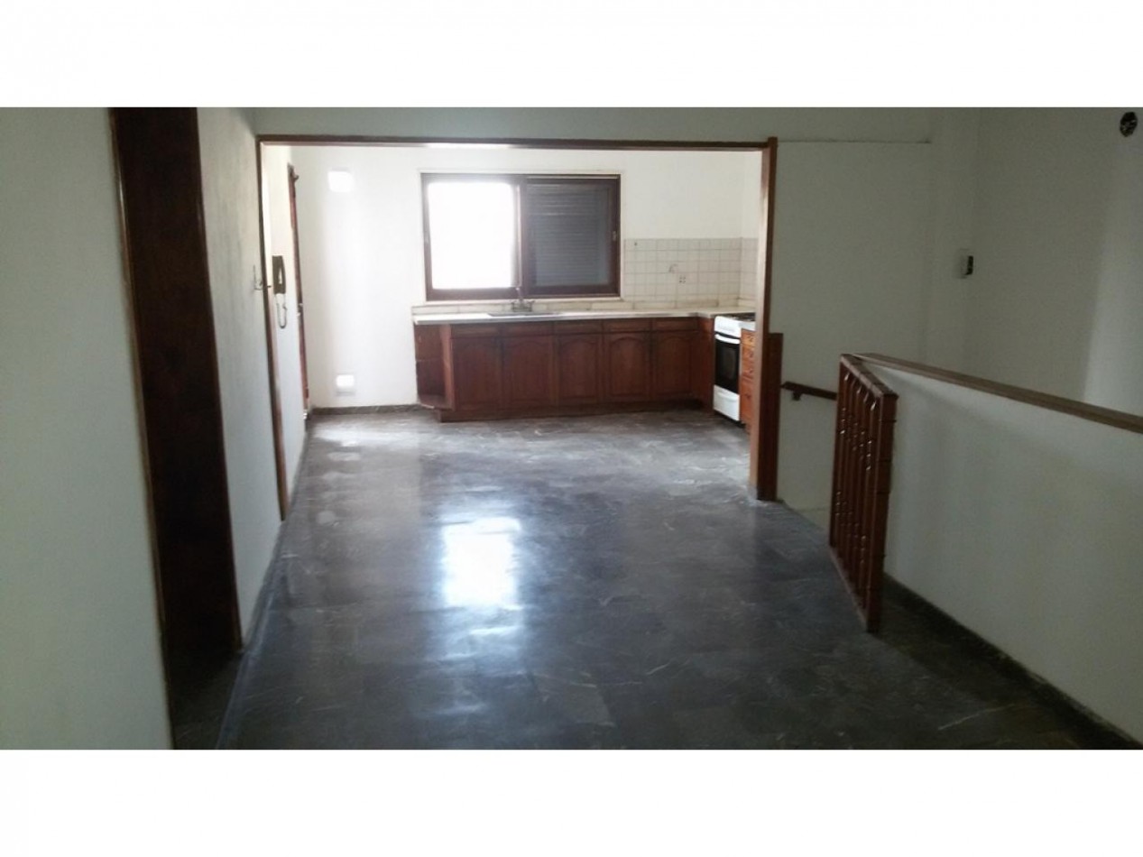 EN VENTA! Casa en plata alta. 2 dormitorios. San lorenzo 4700