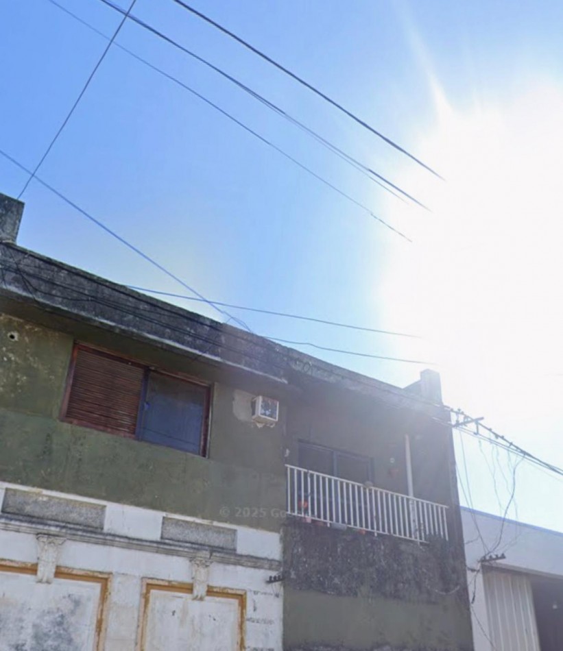 EN VENTA! Casa en plata alta. 2 dormitorios. San lorenzo 4700