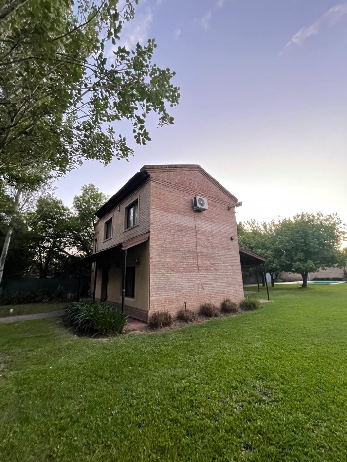 ¡EN VENTA! Casa en Funes (Santa Fe), Garita 18