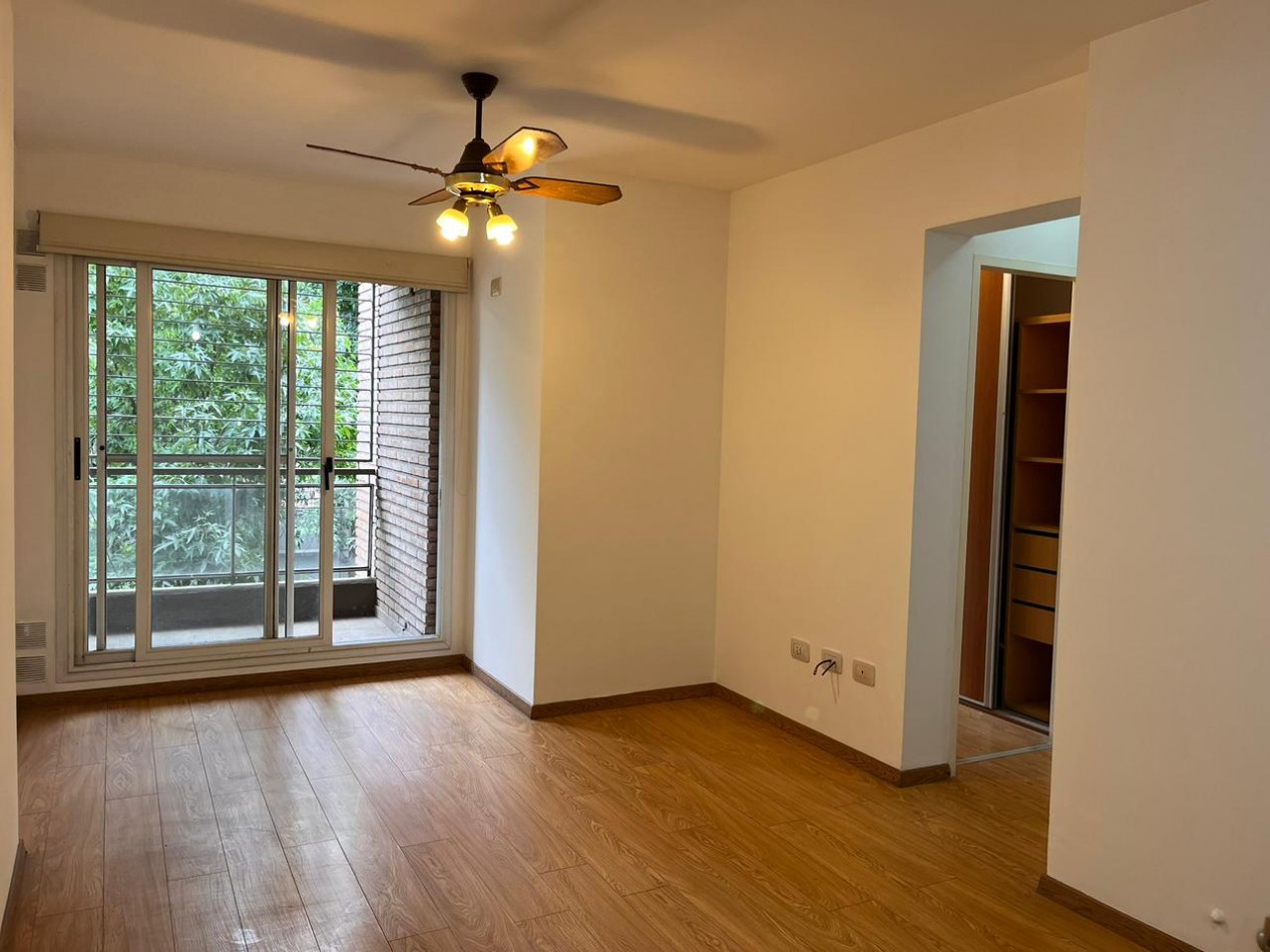 Impecable departamento de 1 dormitorio al frente en Barrio Lourdes 
