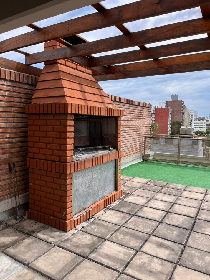 Impecable departamento de 1 dormitorio al frente en Barrio Lourdes 