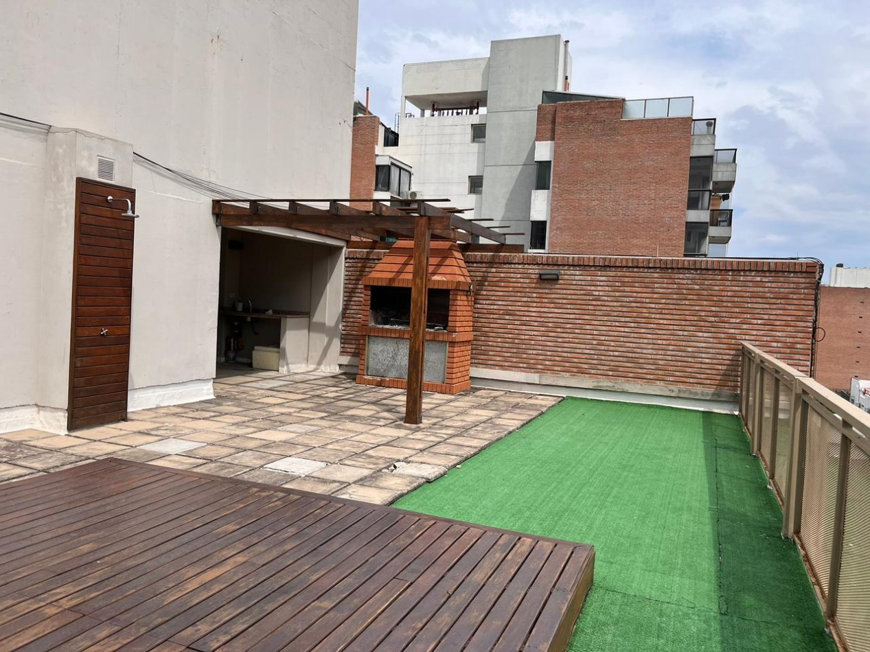 Impecable departamento de 1 dormitorio al frente en Barrio Lourdes 