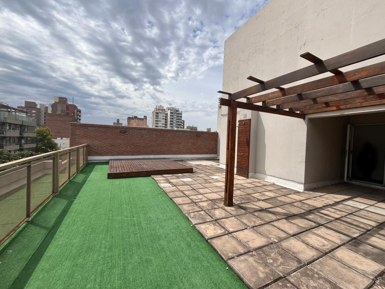 Impecable departamento de 1 dormitorio al frente en Barrio Lourdes 