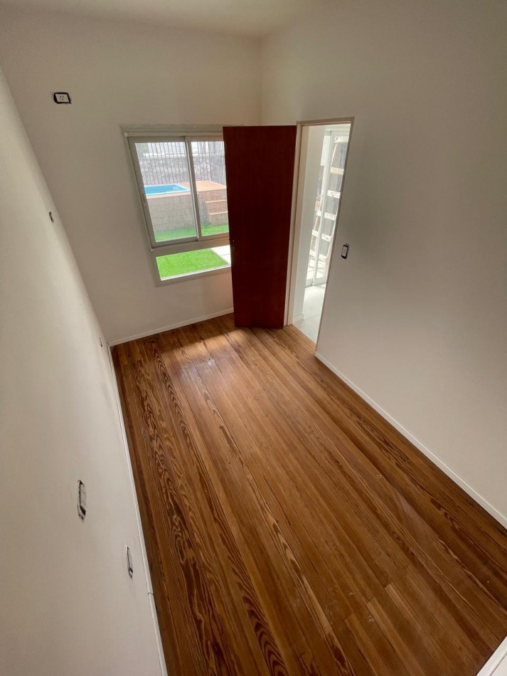 EN VENTA Casa de pasillo reciclada a nueva - Alvear 700