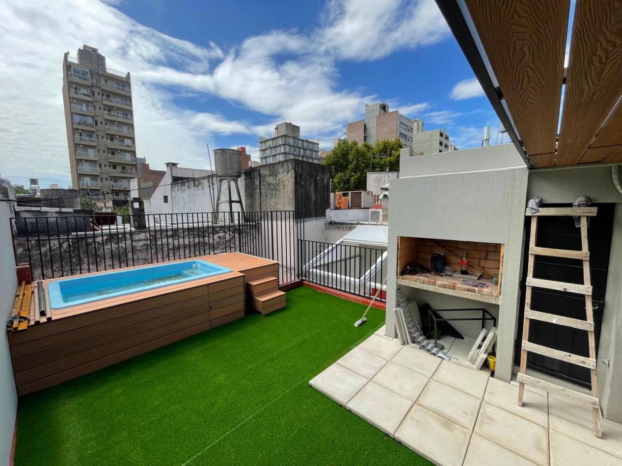 EN VENTA Casa de pasillo reciclada a nueva - Alvear 700