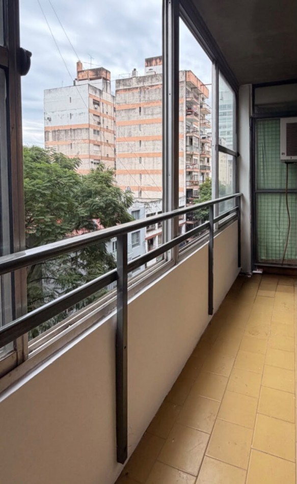 OPORTUNIDAD. Depto 3 Dormitorios en pleno centro EN VENTA. San lorenzo 1700